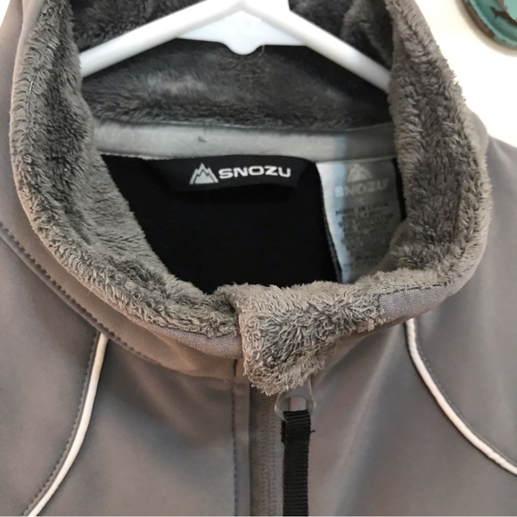 Snozu ⚜️ Gray Jacket - Picture 8 of 15